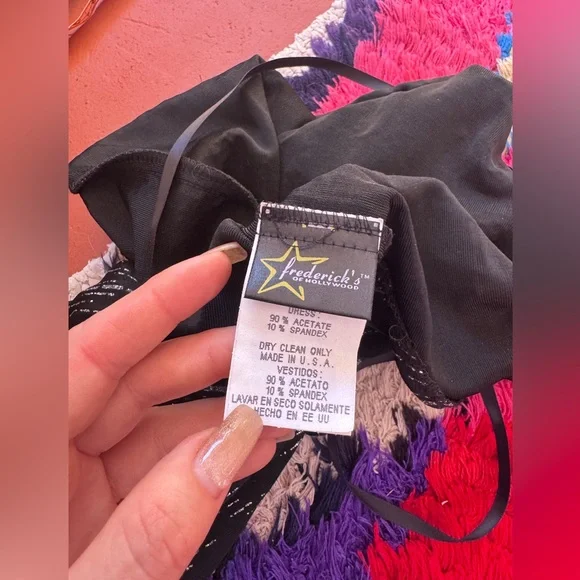 90s Vintage Fredricks of Hollywood Slinky Black Halter Dress w Beaded Chains - Picture 4 of 9